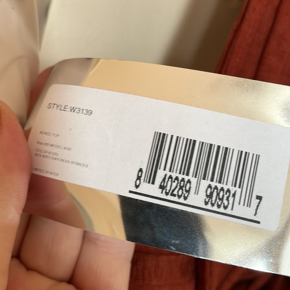 Simon Miller Burnt Orange Coconut Shell Ackee Ribbed Crossover Crop Top - Picture 3 of 8